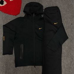 Nike tech drake collab