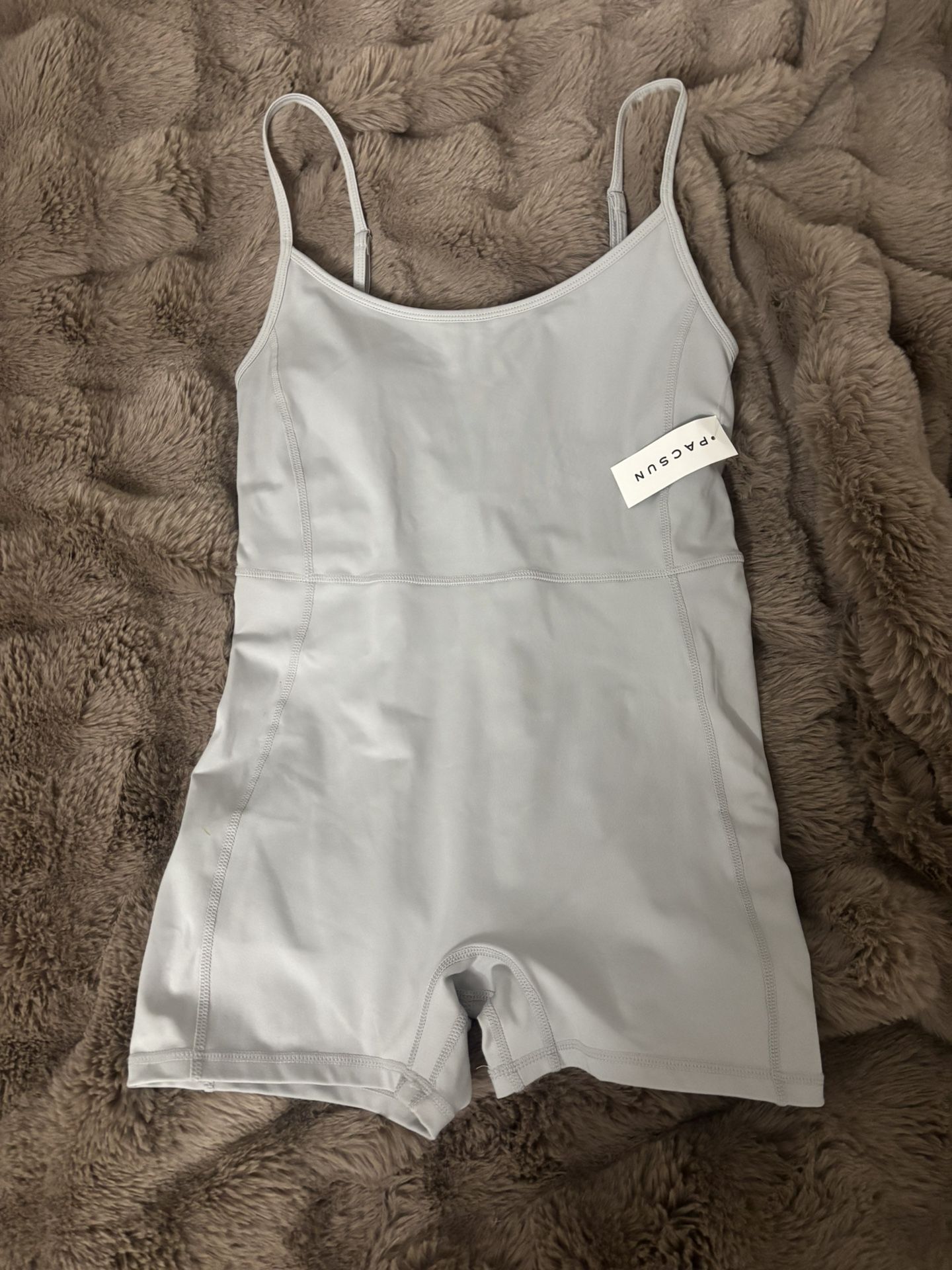 Brand New Pacsun Gray Workout Jumper Size Medium