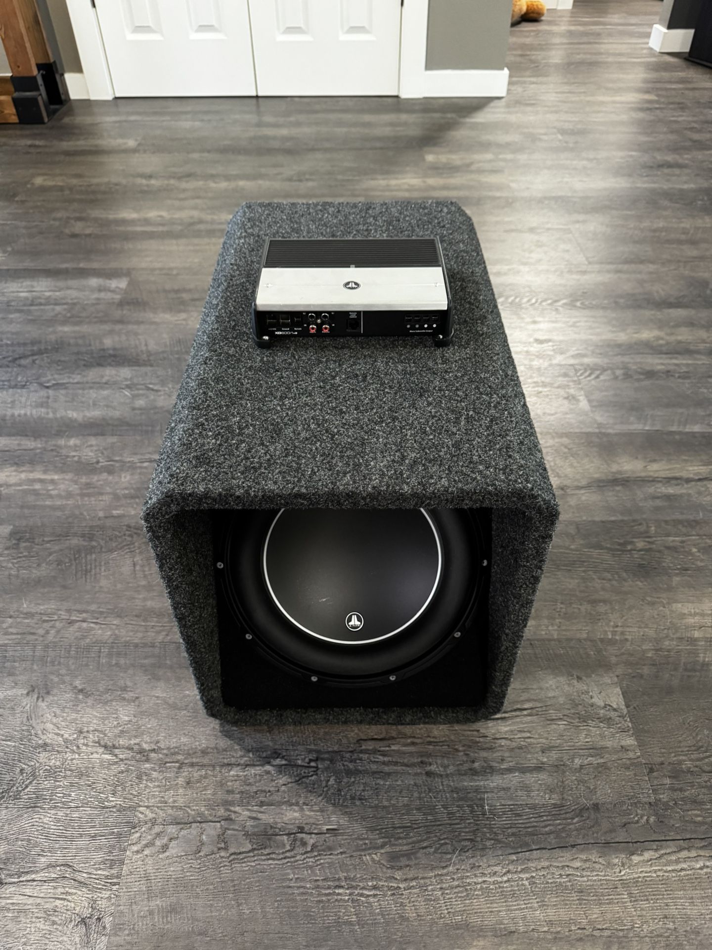 JL Audio 12W6v3 and JL Audio XD600/1v2