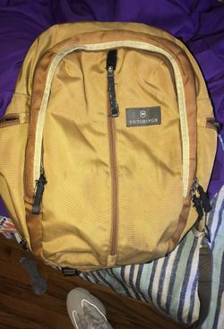 Victornox Bookbag