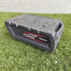 Milwaukee MX FUEL Lithium-Ion REDLITHIUM FORGE HD12.0