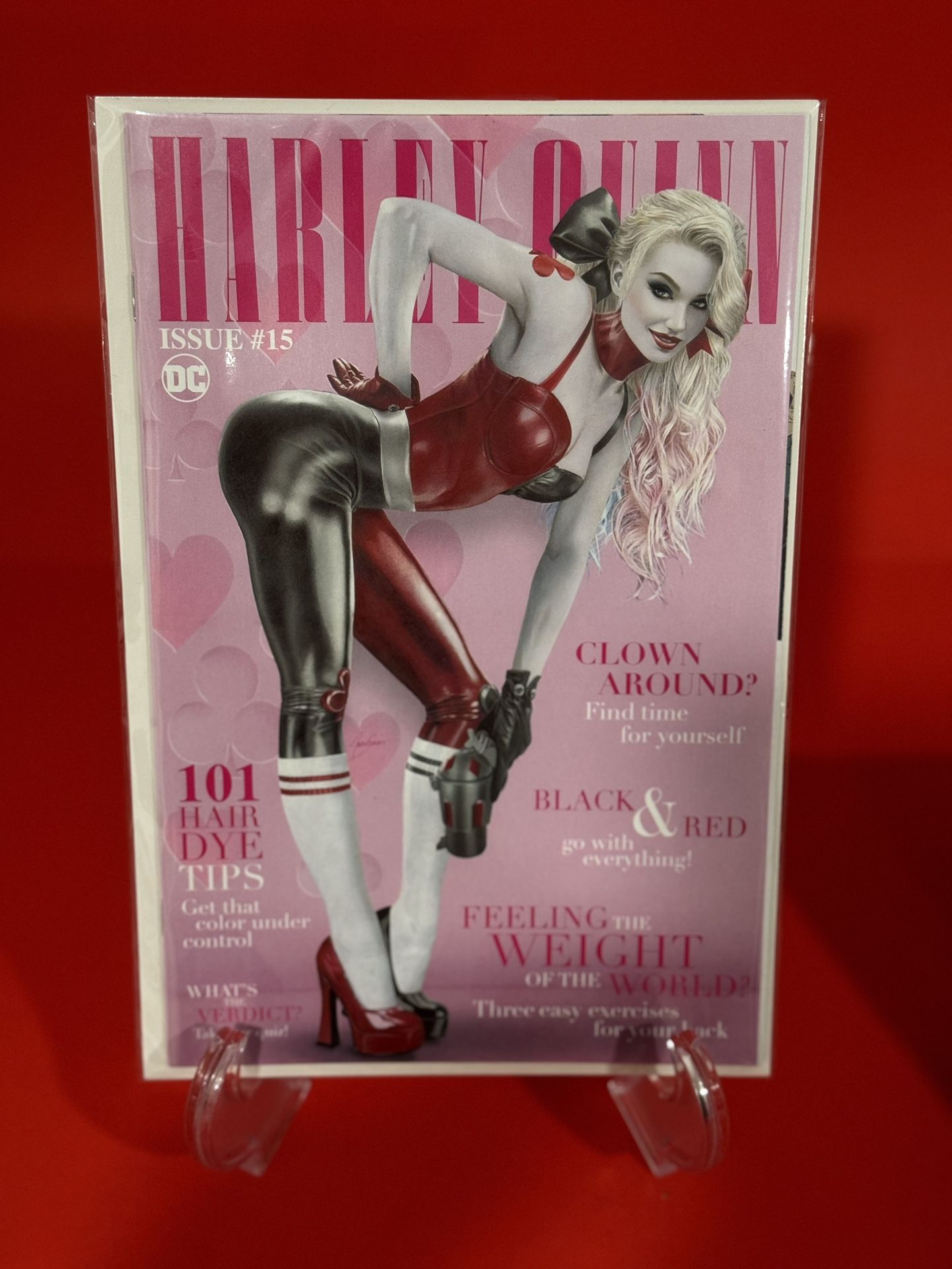 HARLEY QUINN #15 * NM+ * NATALI SANDERS TRADE VARIANT MAGAZINE  BATMAN PINK 