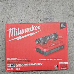 Milwaukee Dual Charger