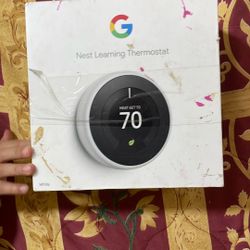 Goggle Nest Learning Thermostat