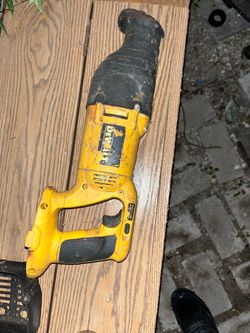 DeWalt Cordless Reciprocating Saw (Tool Only)