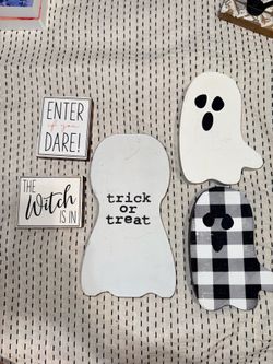 Halloween Decor