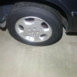 Toyota Highlander Rims and Tires