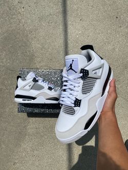 Jordan 4 Military Black  Sz 11.5