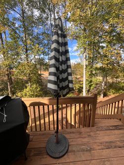 Outdoor Patio Umbrella with Base Stand