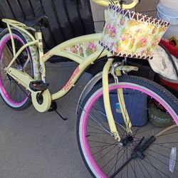 Very Nice Girls Beach Cruiser