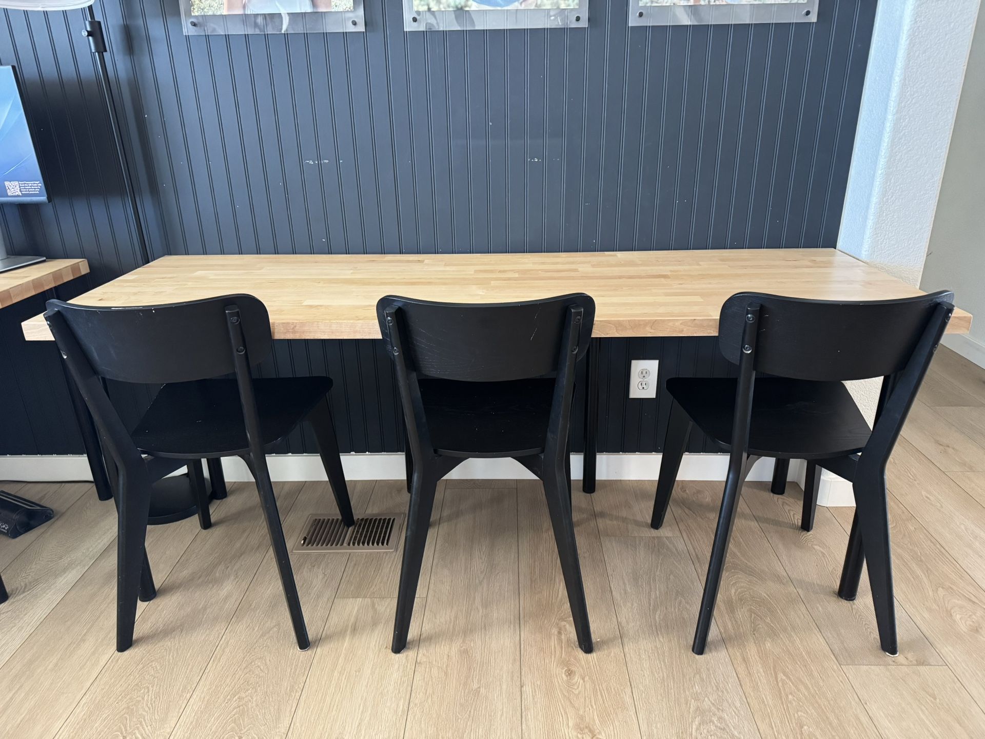Desk and Chairs