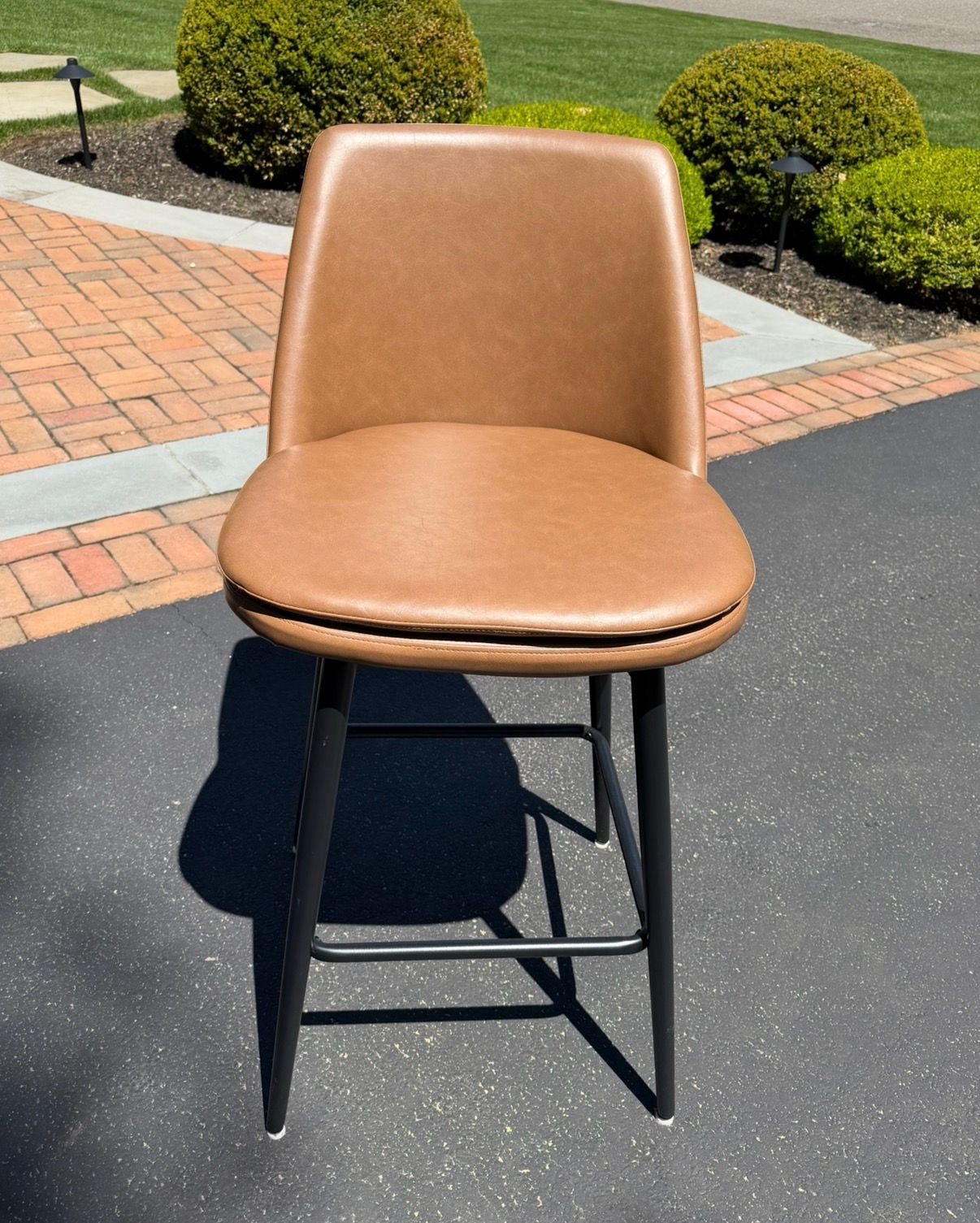 3 bar stools