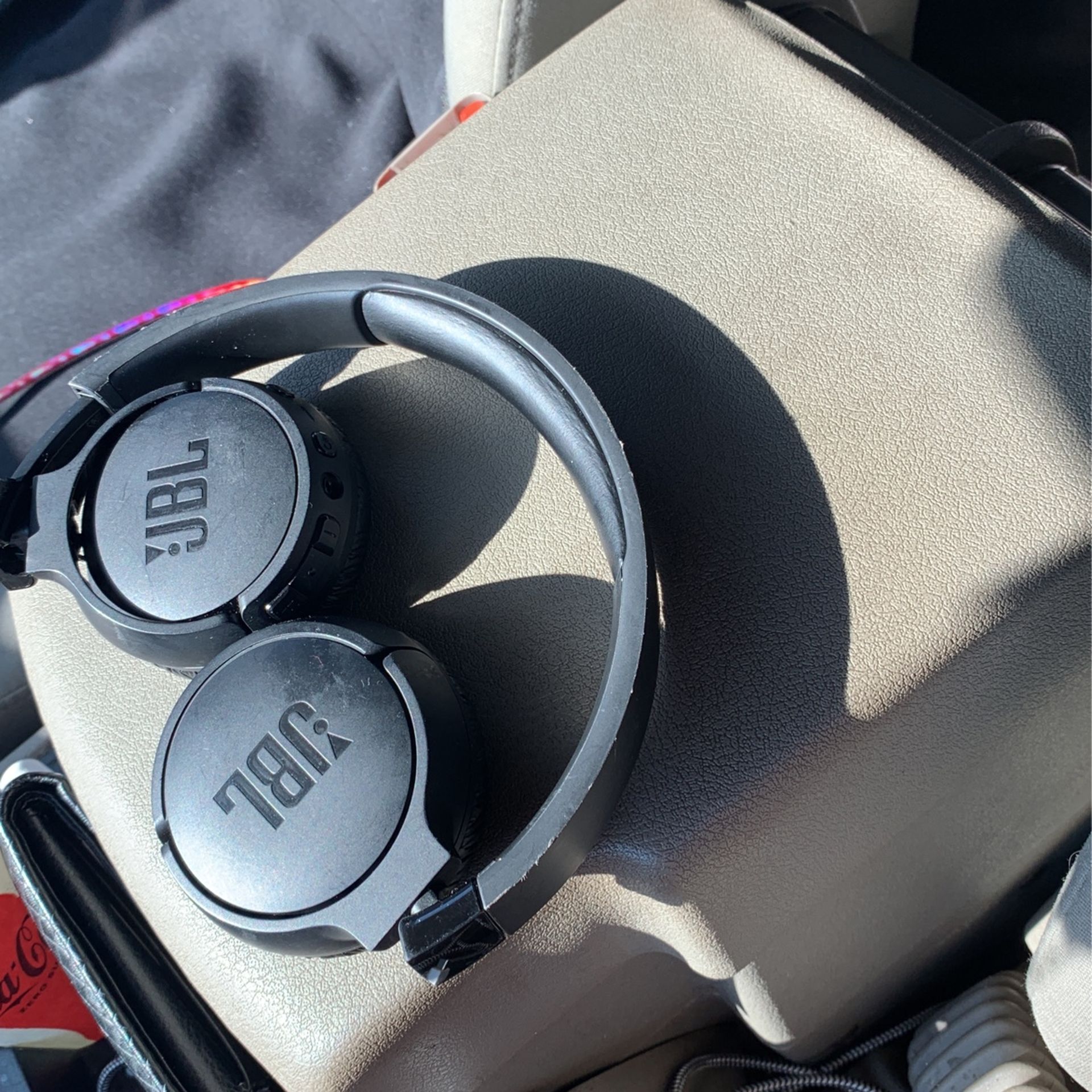 JBL HEADPHONES (BLUETOOTH)