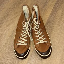 Colchester Canvas Sneakers – Brown High-Top Style