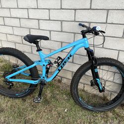 Trek Farley Ex8 Fat Bike Mtb Size 17.5