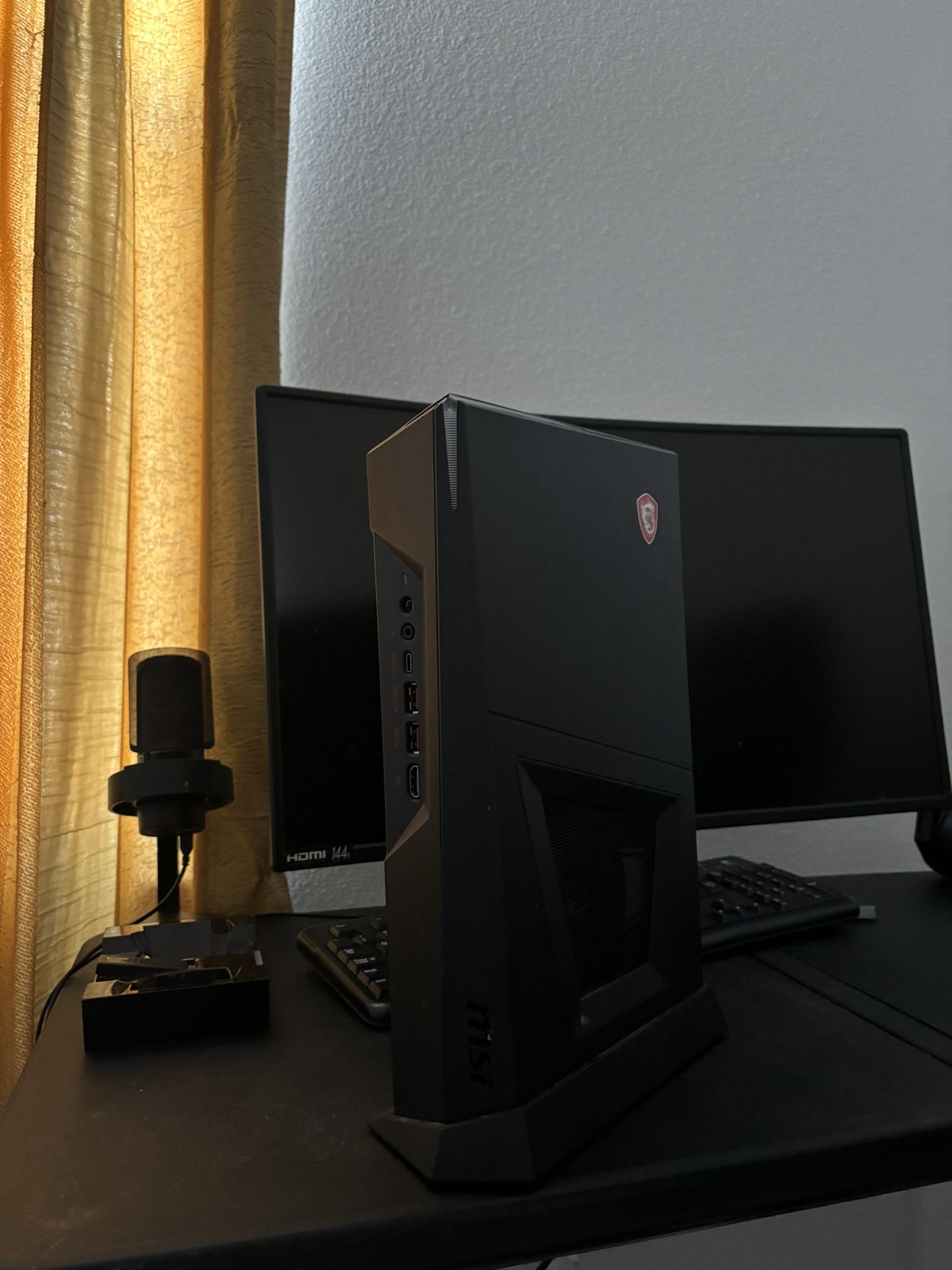 GAMING PC 144 FPS for Sale in Redlands, CA OfferUp