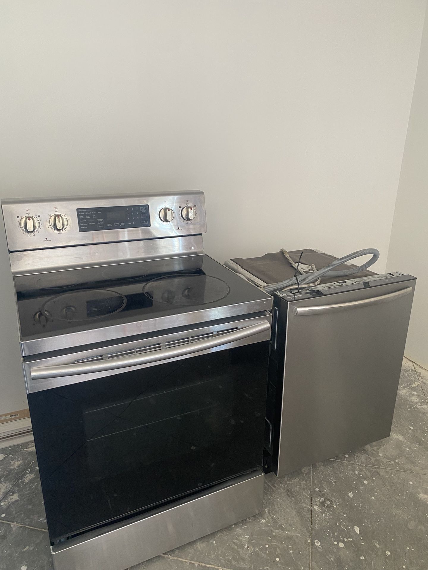 Stainless Steal Package Stove Microwave Dishwasher