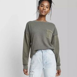 Womens Long Sleeve Round Neck Boxy Tunic T-Shirt - Wild Fable Olive Green XL