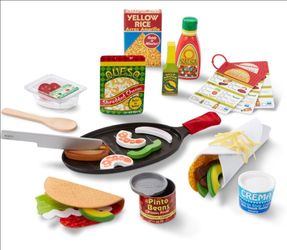 Melissa & Doug Fill & Fold Taco & Tortilla Set – Sliceable Wooden Mexican Play Food