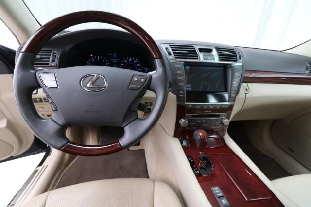 2010 Lexus LS 460