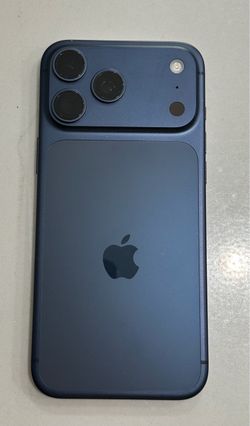 iPhone 17 Pro Max - 256GB - Model MFXJ4LL/A - Battery Health 94%