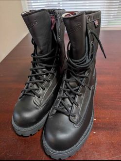 New! Men's Danner Black Acadia 8" 200G Leather / GORE-TEX / Slip Resistant Boots -  Size 9.5
