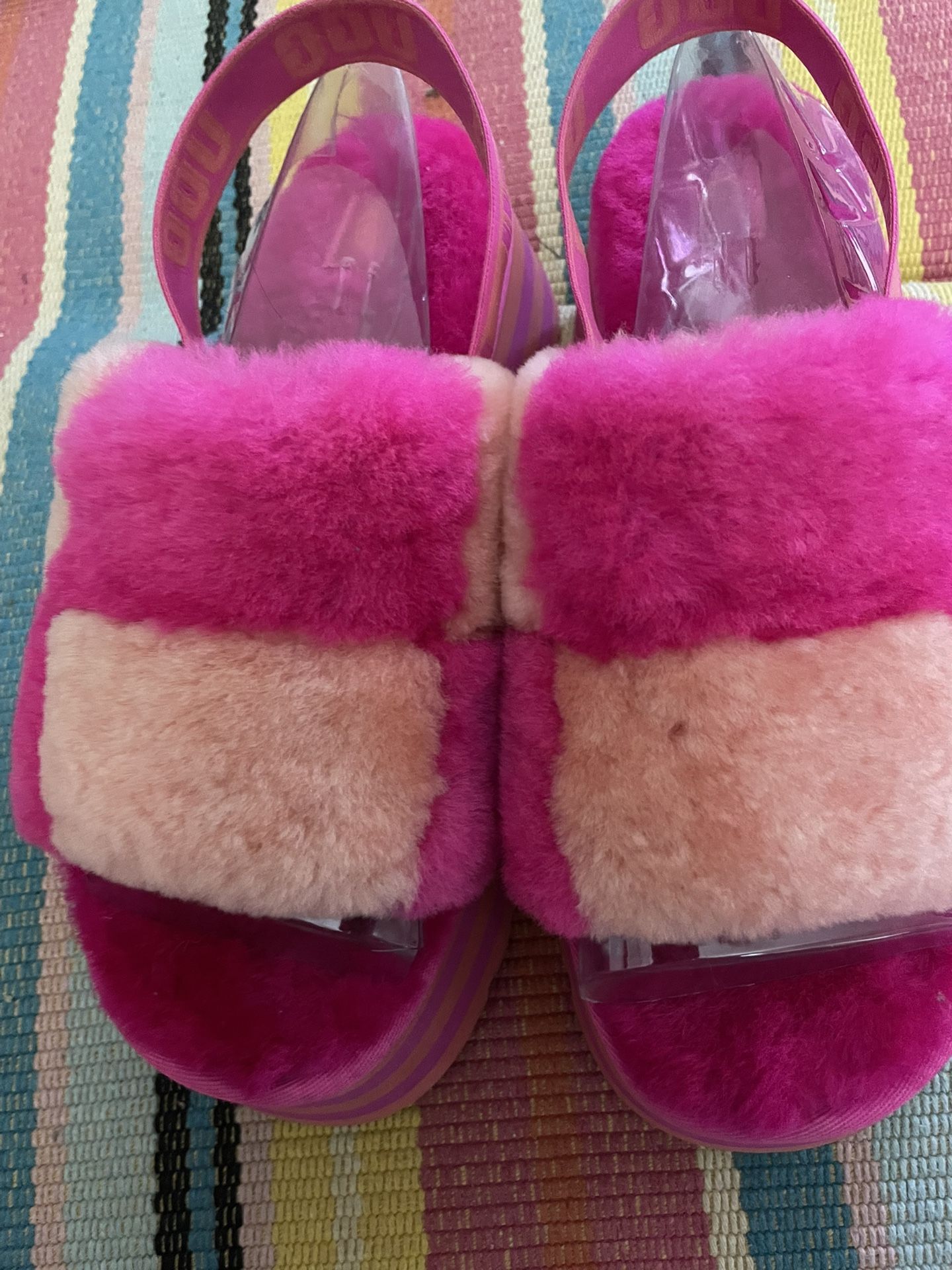 UGG CORAL ROSE DISCO CHECKER FLUFF SLIDE SLIPPER SANDALS SZ 8