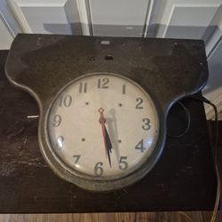 Vintage Display Clock 