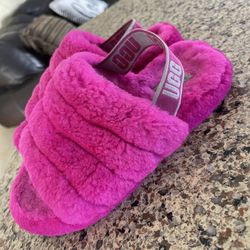 pink uggs