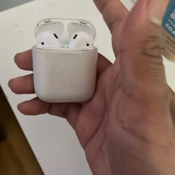AirPods 