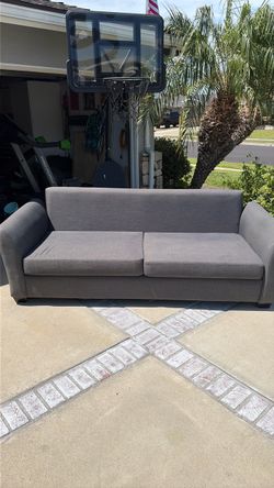 FREE COUCH