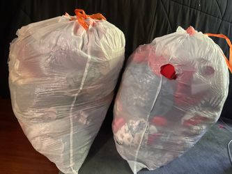 2 bags of girls clothes 5t 5 years