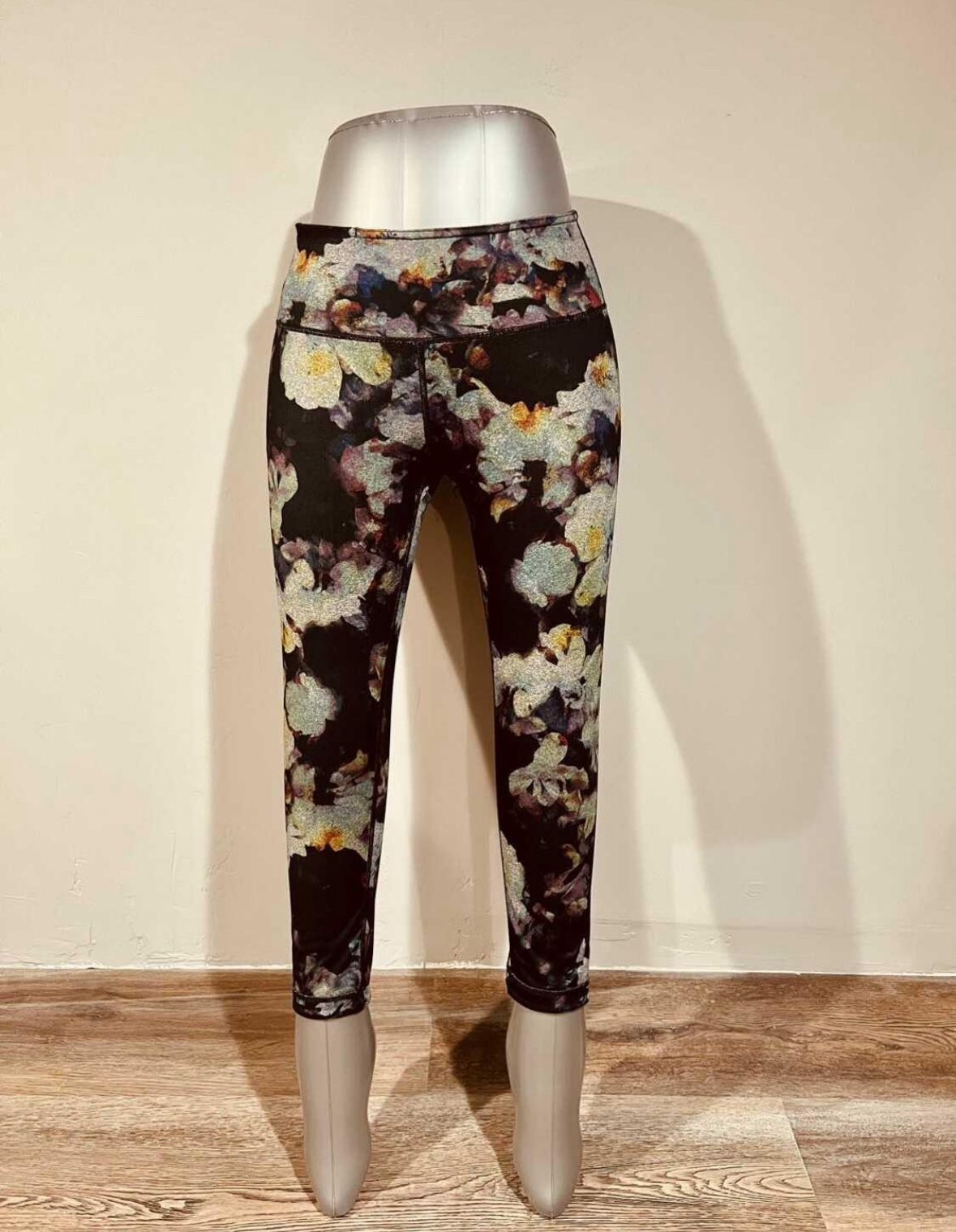 Small Reversible Leggings with Pocket