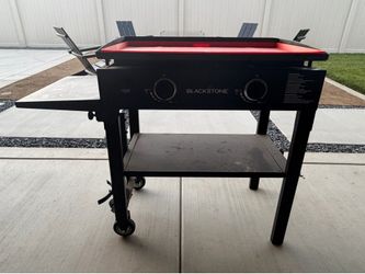 Blackstone 2-Burner Propane Griddle – Excellent Condition