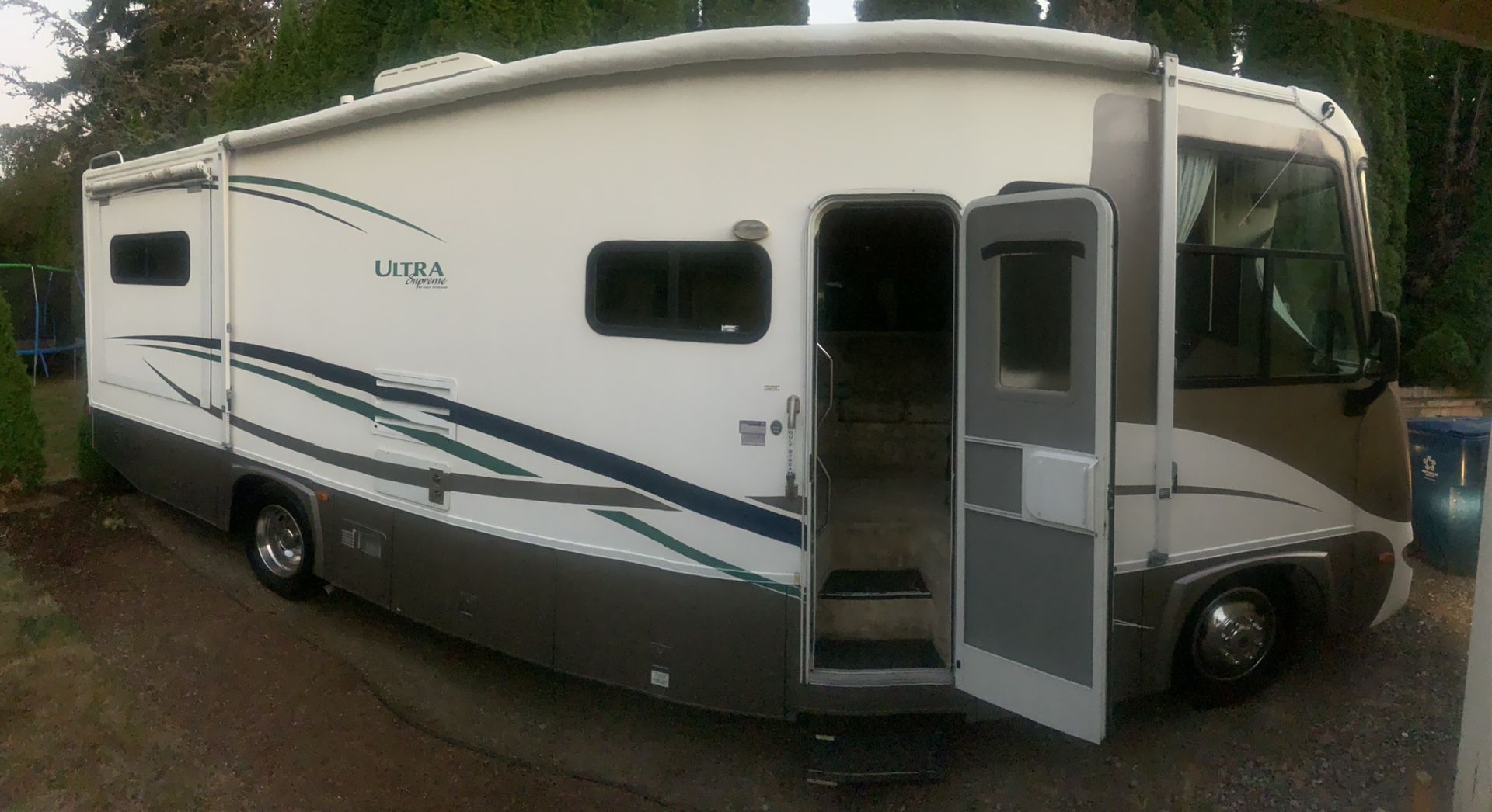 2004 Gulfstream Ultra Supreme