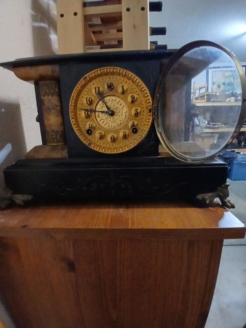 Seth THOMAS Adamantine Mantel CLOCK