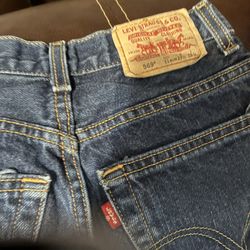 Levi’s Sz 11 Slim  ( $7).   Reduced to $5