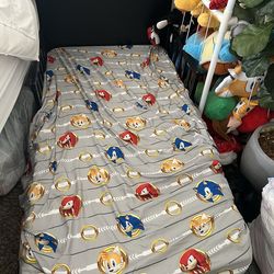 Toddler bed plus Mattress