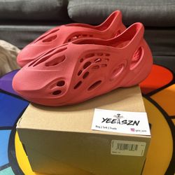 Adidas Foam Runner Vermillion Size 11 Used