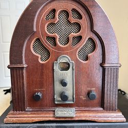 Thomas Collector’s Edition Radio- Great Condition