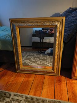 Gold frame mirror