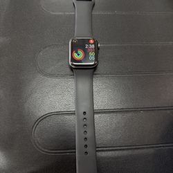 Apple Watch Series 5 40MM