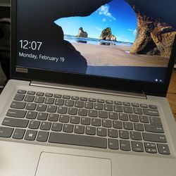 Lenovo Laptop 