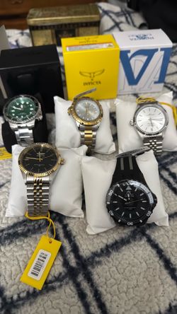 Invicta Men’s Watch Bundle