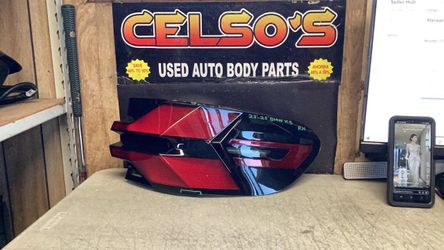 23 25 BMW X5 RH Tail Light LED OEM.