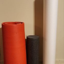 2 foam rollers and Exercise Mat