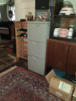 File cabinet