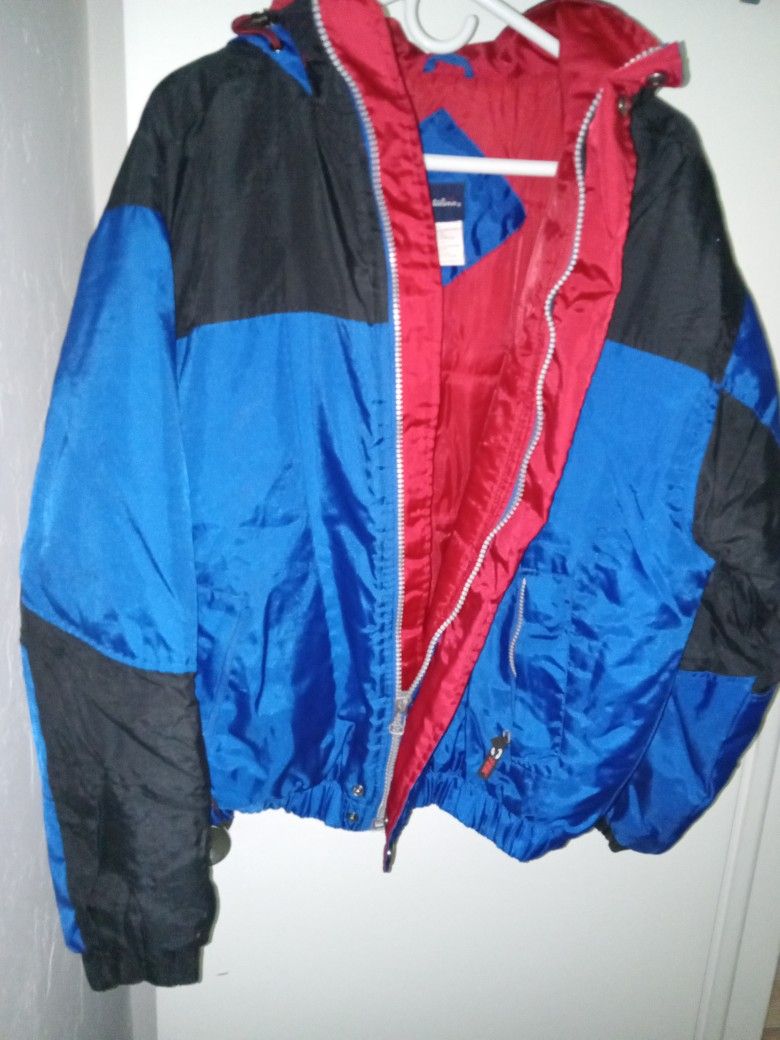 CATALINA BLUE AND BLACK HOODED JACKET  MEN'S SIZE MEDIUM 