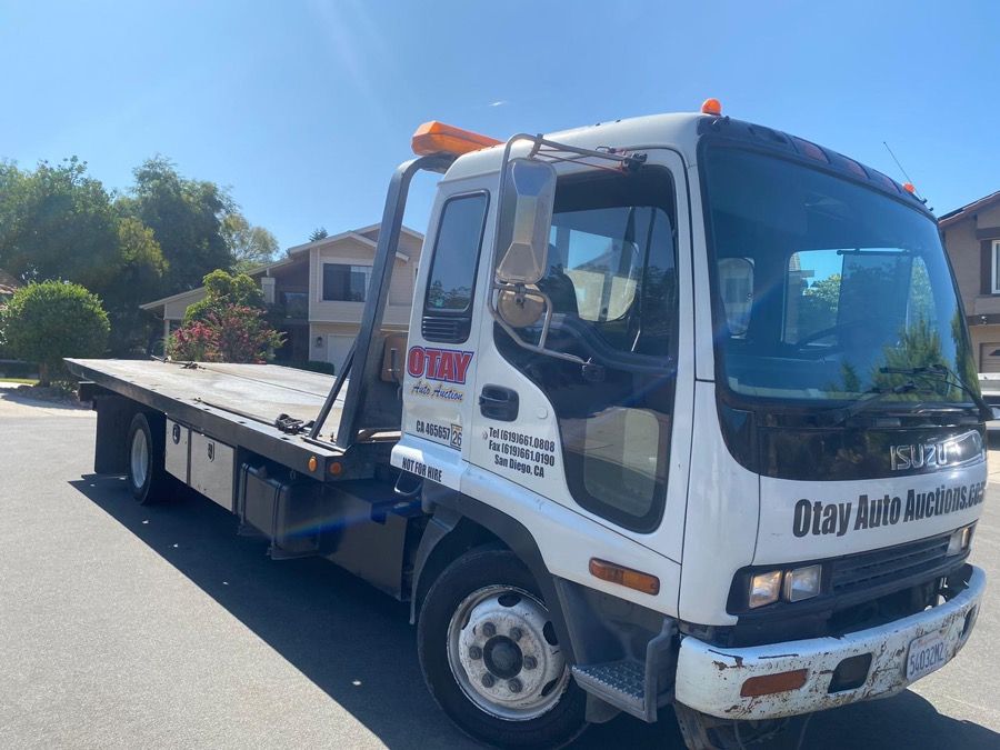 2004 Isuzu FRR- Flatbed Tow Truck!! 148k miles