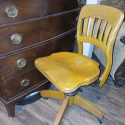 Antique B.L. Marble Co Solid Oak Tilt Swivel Rolling Chair 